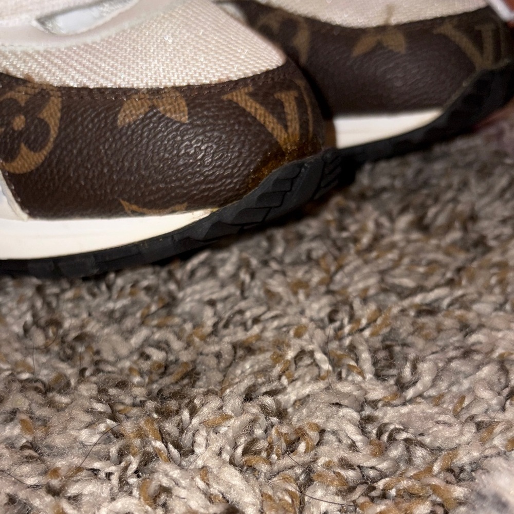Louis Vuitton White and Brown Sneakers - Picture 6 of 6